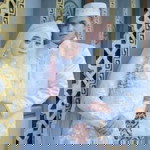 Nur Chozin profile icon