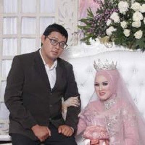 Dela Fatmasanti profile icon