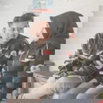 Dwi Ana Azizah profile icon