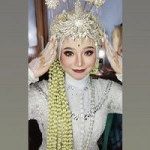 Wida Shopiatul Huda profile icon