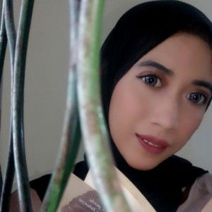 Cherly Rohmah profile icon