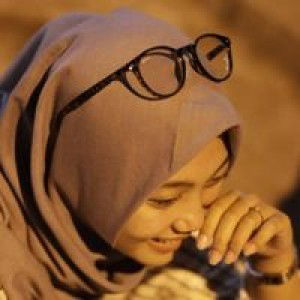 Shevia Novitasari profile icon