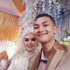 Dina Andriana profile icon