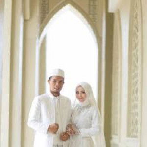 Ely Pitria profile icon