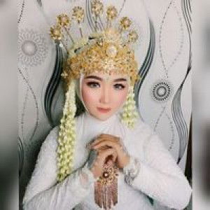 Weni Anggraeni profile icon