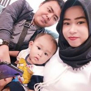 Anis Fitriya profile icon