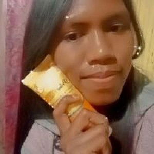 Adriana Tefnai profile icon