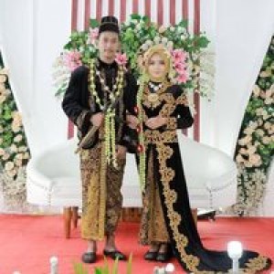 Resha Pratiwi profile icon