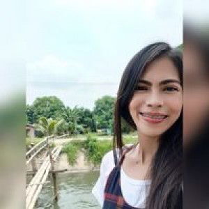 Yanessa Lazo profile icon