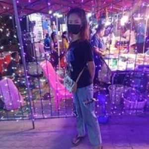 พลอย จ๋า profile icon