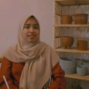 ajeng sari profile icon