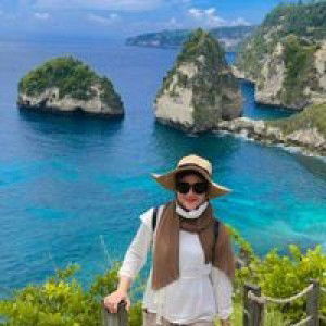 Reni Nuraeni profile icon