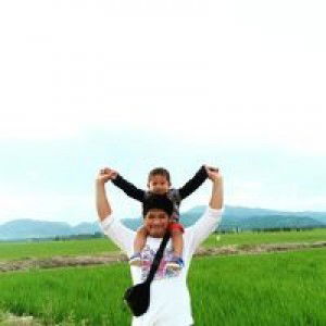 Nur Hanna profile icon