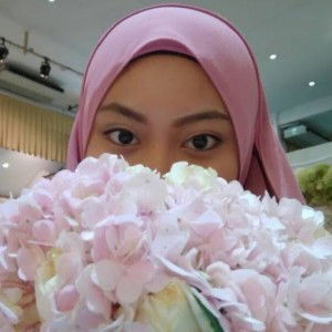 Hanum Hamka profile icon