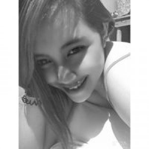 Moira Bianca Albacite Labios profile icon