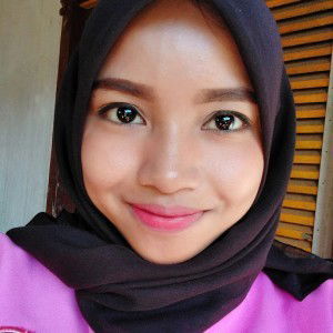 Tri Wahyuni profile icon