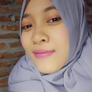 Dwi Fitriyani profile icon