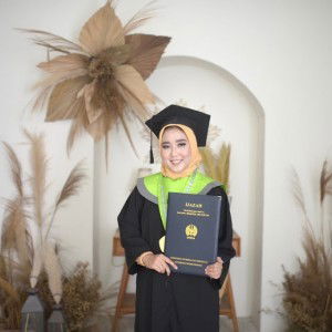 Nelly Meiristanti profile icon