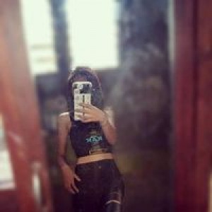 Aleighnne Celario profile icon