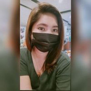 Rianelyn Molina profile icon