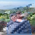 Jennifer Aquino Autentico profile icon