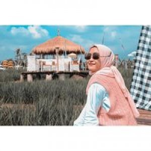 Lala Latipah profile icon