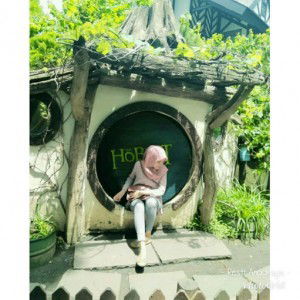 resti anggrayni profile icon