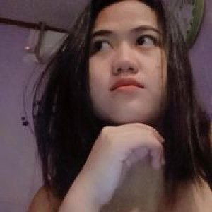 Laras Laras Safitri profile icon