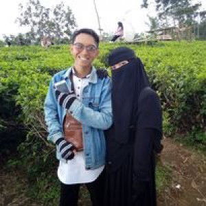 Huriyah Farzana Putri profile icon