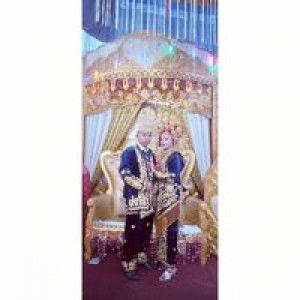 Elva Anisa profile icon