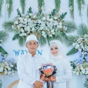 Windy Poetri profile icon