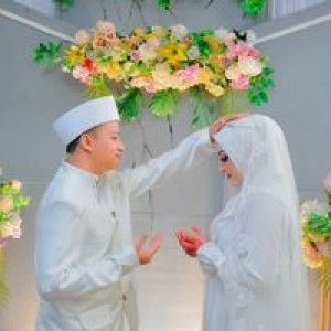 Ade Tika Maulidya profile icon