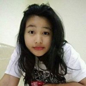 Nadesya Almegian Putri profile icon