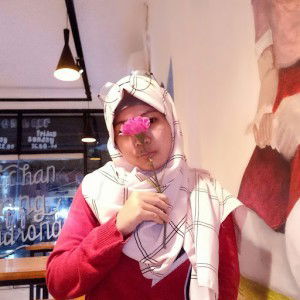 Rika Nur Febriyanti profile icon