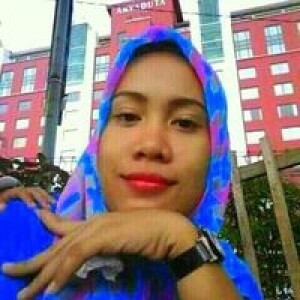 Resti Sri Lestari profile icon