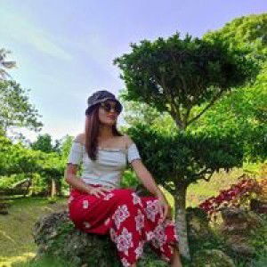 Lovely Jail Ponte Albania profile icon