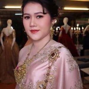 Rungarun Khuidee profile icon