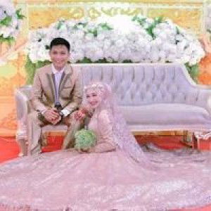 Riana Sari profile icon