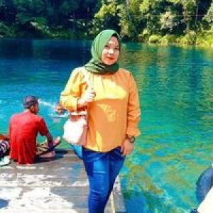 Lili Serli profile icon