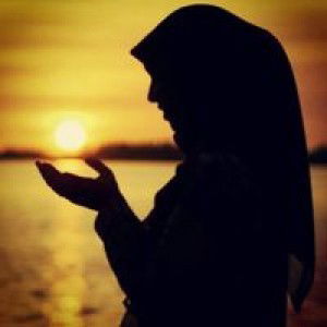 Niken 'iTen' Sukendro profile icon