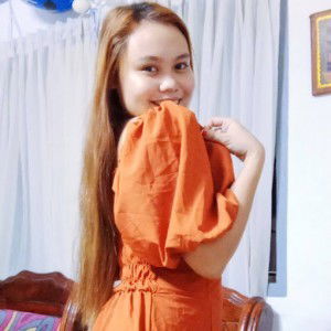 Queen Sarah Dausan profile icon