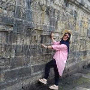 Poppy Fitriani profile icon