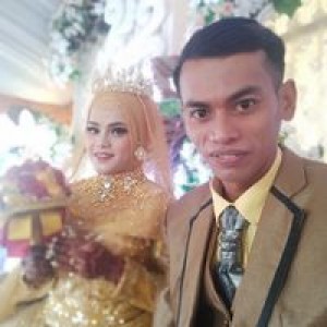 Leni Mariani profile icon