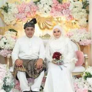 Azlin Aziz profile icon