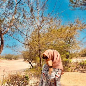 fitri agustini profile icon
