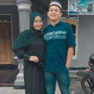 Tri Intan Sari profile icon