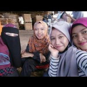 Dewiy Nhur Bina profile icon