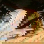 intan dwi kusumaning ajeng profile icon