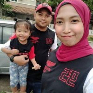 Nia Arisya profile icon