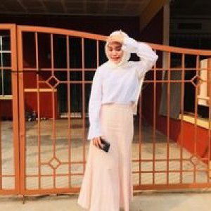 Nur Arfah Aziz profile icon